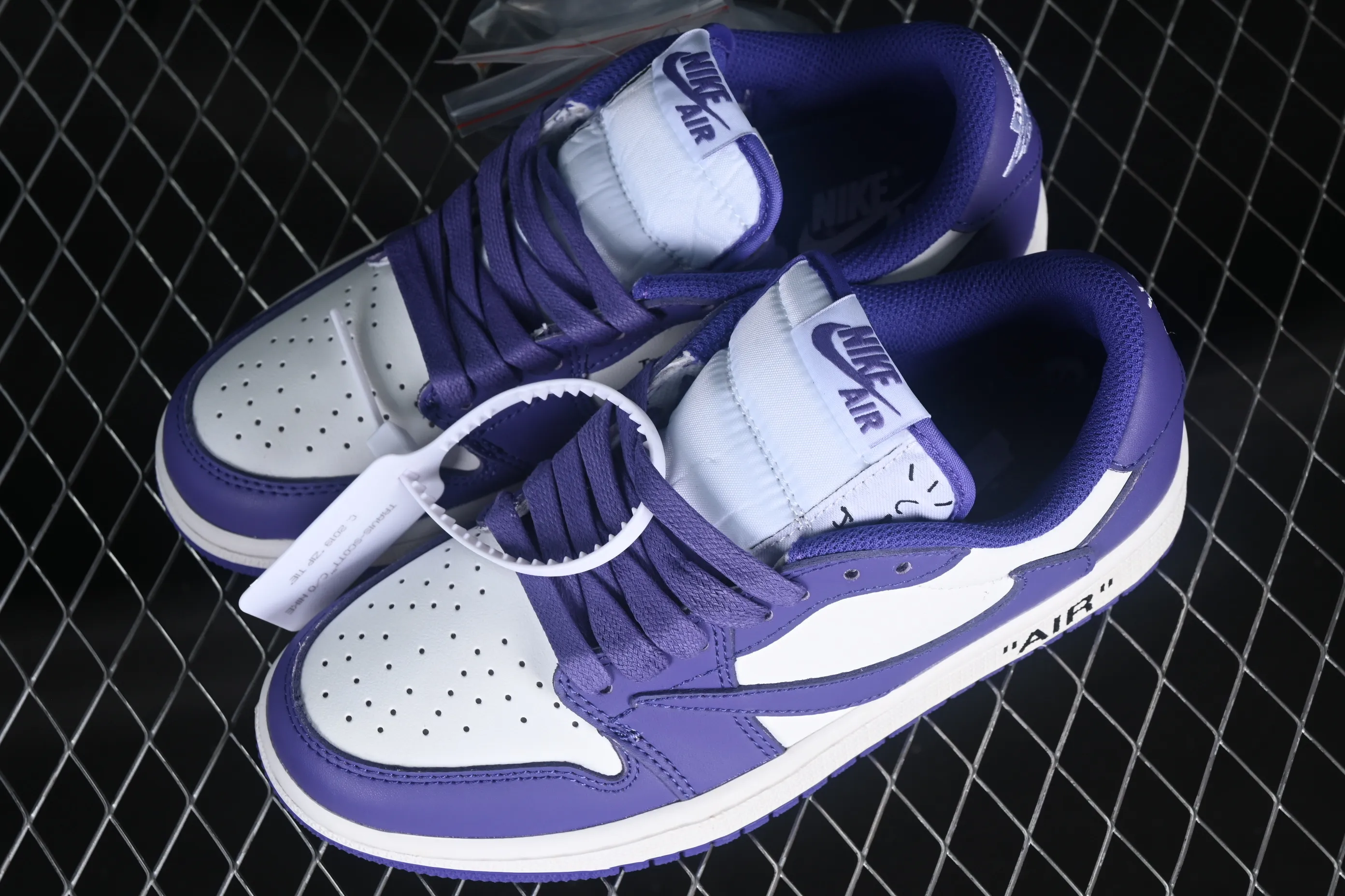 All categories Air Jordan Jordan series basketball shoes Air Jordan 1 Low Travis Scott x Air Jordan 1 Low OG AJ1 Joe 1 undercut low DM7890-386